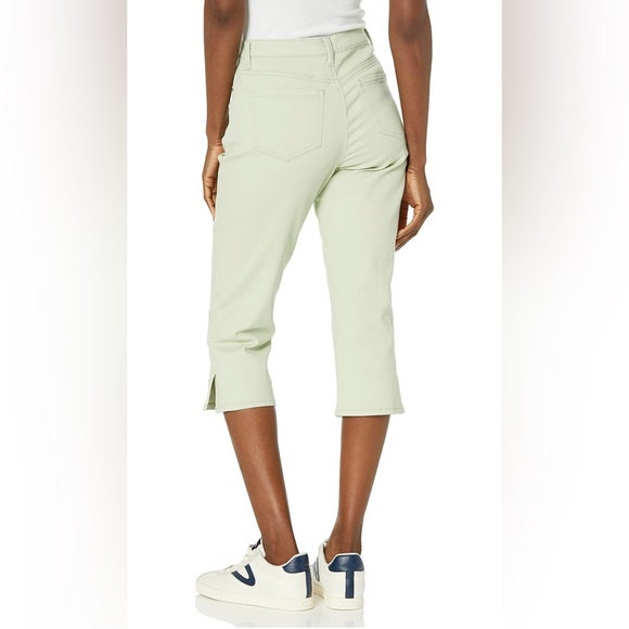 Gloria Vanderbilt Women's Amanda Capri Jean Size 18W - Picture 4 of 6